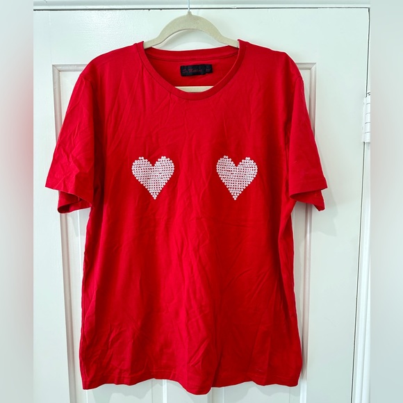 Dr. Martens Airwair red shirt sleeve graphic tee with sequins hearts - Picture 3 of 12